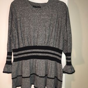 Barely worn Sweater with elastic waistband